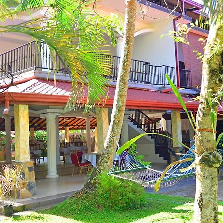 Little Villa Hotel Wadduwa Exterior foto